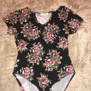 tee bodysuit